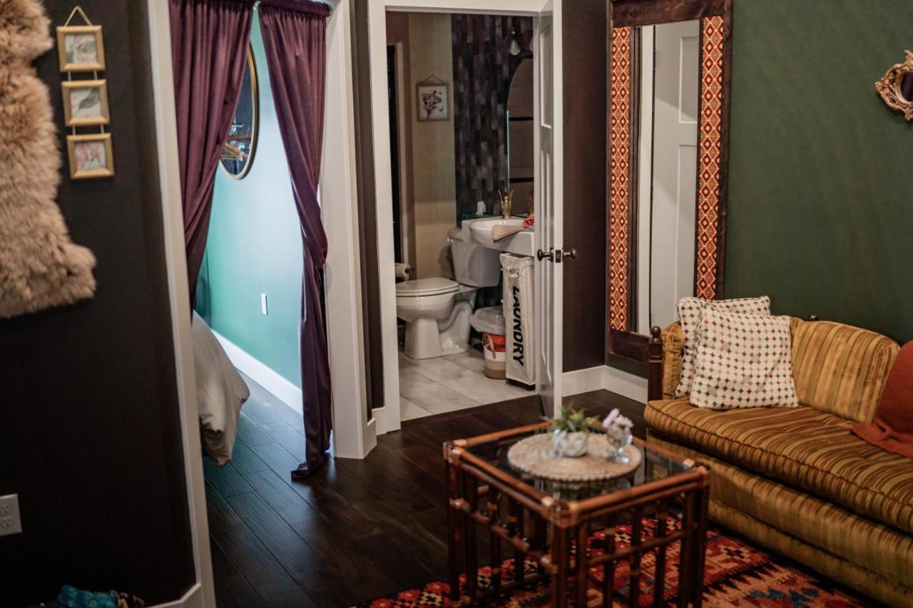 The Atrium - A Boutique Hotel - Suite 17 Perryville エクステリア 写真